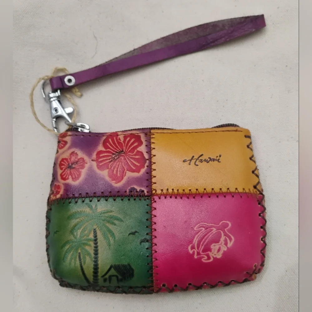 Aloha From Hawaii Handcrafted Multicolored Wristlet / Coin Purse NWOT